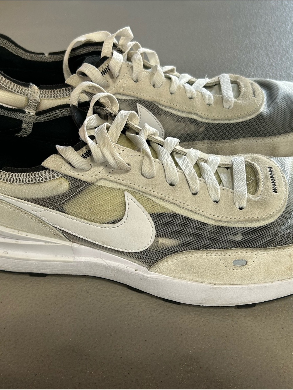 Nike Men’s Light Gray & White Mesh Suede Sneakers
